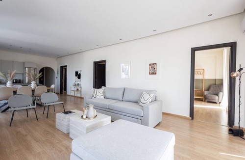 Glyfada Apartment | Luxurious 3-Bdrm Seaside Retreat in Glyfada | Fully Renovated