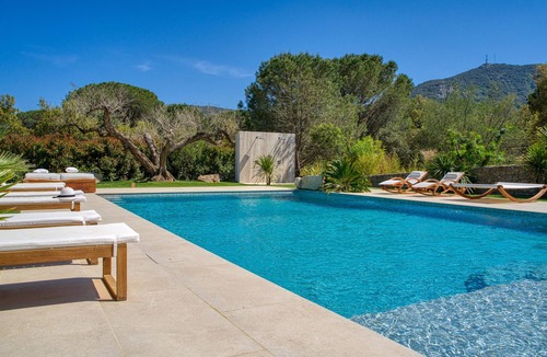 Les Brugassieres Villa | Luxurious Villa in the Golf of ST Tropez