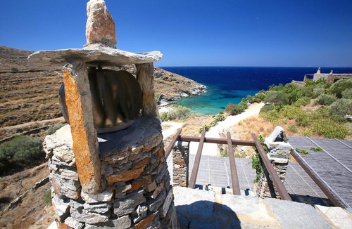 Pisses Villa | Luxury beach-front villa on "private" secluded beach, tranquil location