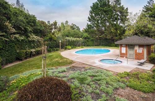 Capitola Condo | Luxury Capitola 2 BR charmer minutes from the beach