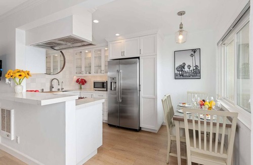 Carpinteria Condo | Luxury Oceanfront Condo | Panoramic Views, California King & Beach Access