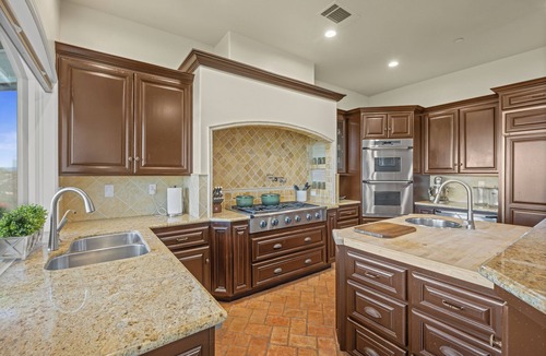Bonsall House | Luxury San Diego Retreat w/Pool & Epic Sunsets Wine Country Farm