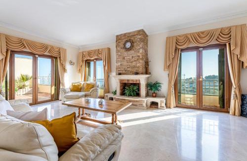 Benalmadena Costa Villa | Luxury Villa Sea Views Benalmadena Pueblo