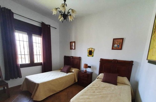 Conil de la Frontera Villa | Luxury villa with pool only 10 minutes from the beach (pet friendly)