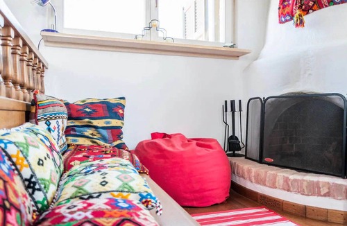 Polemarchi Apartment | MaGea-Thalassa,Top floor Cretan studio with views