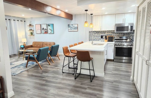 Hermosa Village Condo | Magic Mouse Vacation Rentals #2 ~ Entire Condo Next to Disneyland