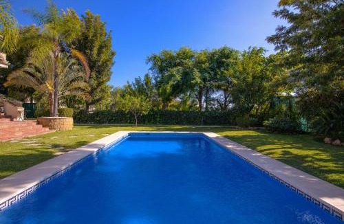Benahavis Villa | Magnifica Villa con Piscina en Los Arqueros Golf