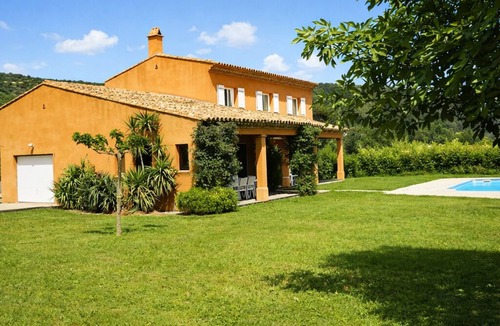 Plan-de-la-Tour Villa | Magnificent villa with swimming pool for 10 people