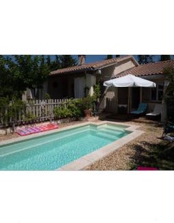 Lauris Villa | Maison Lauris