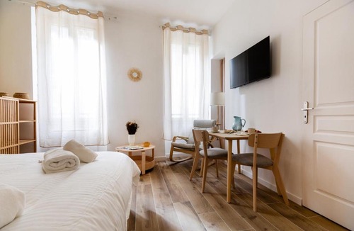 Prefecture Apartment | Maison Sylvabelle - Confort d'exception - Quartier des Antiquaires -