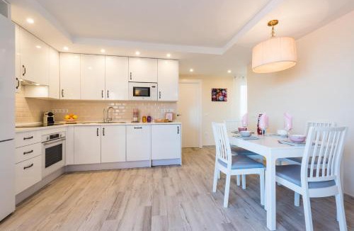 El Ejido Apartment | Malaga Centre Apartment with Parking