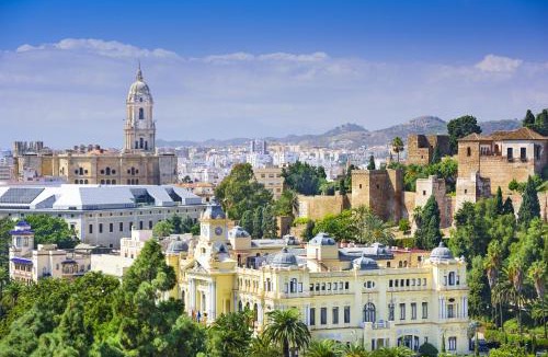 El Ejido Apartment | Malaga Centre Apartment with Parking