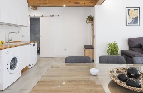 Province of Toledo Apartment | Maribel
