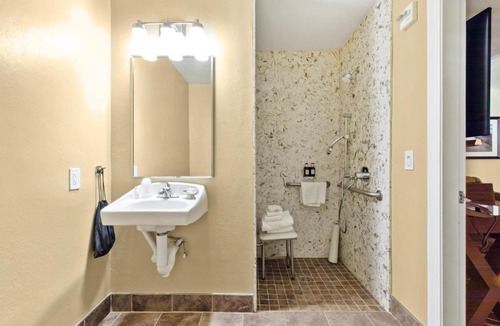 Corte Madera Hotel | Marin Suites Hotel