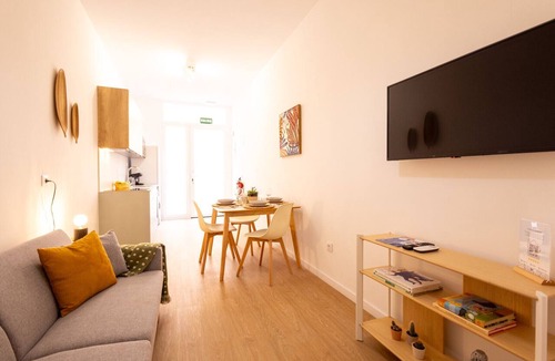 Aiora Apartment | Maritim Studios II | 4 Guests | AC-WIFI | Near Beach