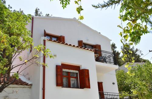 Samothrace House | Maro's house