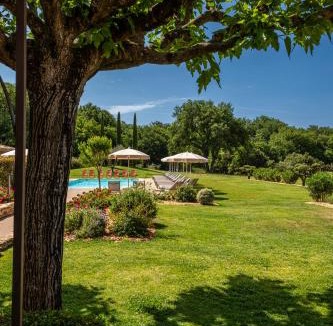 Gordes Hotel | Mas De La Senancole & Spa