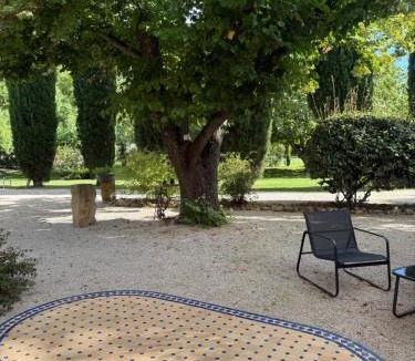 Merindol Bed & Breakfast | Mas des Bômes et spa merindol