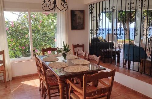 Benalmadena Costa Villa | Mediterranean Villa - Sea Views & Heatable Pool