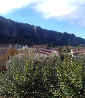 Les Mees Apartment | meublé 40m2 classé 2 étoiles. Lumineux les Mées 04190