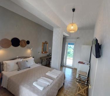 Votsi House | Mirsini Rooms