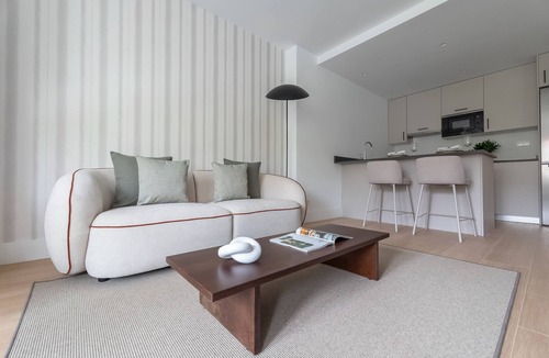 Hispanoamerica Apartment | Modern and comfortable apartment in Arturo Soria