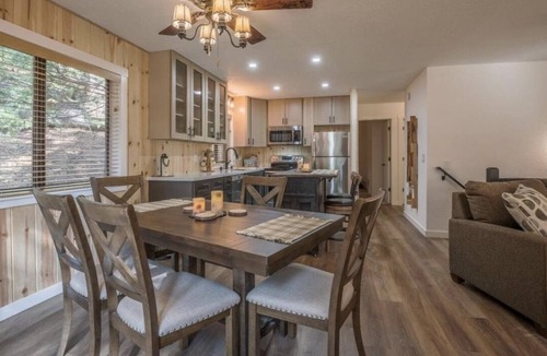 Dorrington Cabin | Modern Cabin w/EV Car Charger and Pool Access