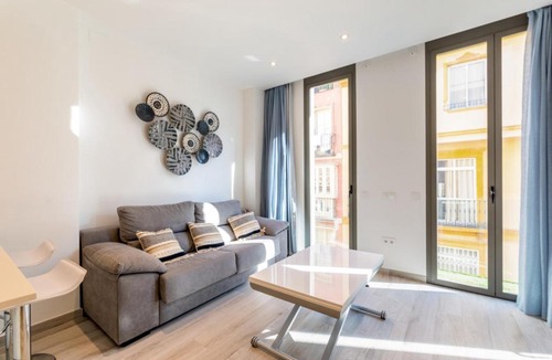 La Merced Apartment | Modern Refurbished - 1BD 1BTH - Malaga Centro