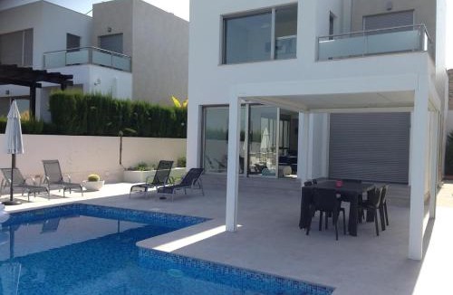 Algorfa Villa | Modern Villa Frontline Golf