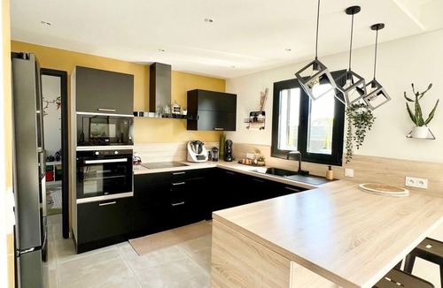 Puget-sur-Argens Villa | Modern villa in Puget sur Argens with private pool and 4 bedrooms