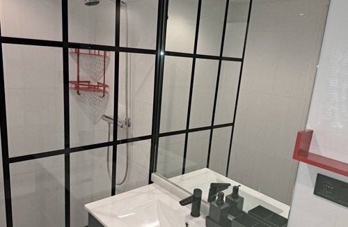 Las Tablas Apartment | Moraleja Suite 10 minutes from the Airport