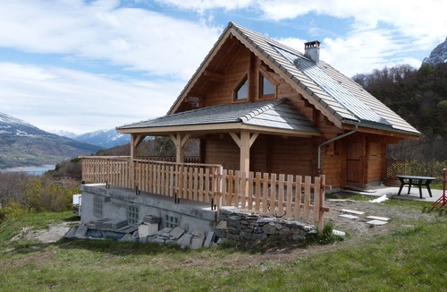 Pontis Ski Chalet | Mountain chalet facing the park of the Ecrins