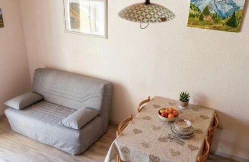 Enchastrayes Apartment | Mountain views and comfort near Barcelonnette