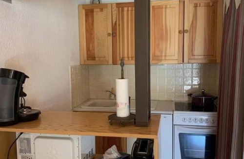 Enchastrayes Apartment | Mountain views and comfort near Barcelonnette