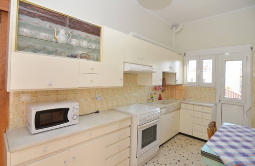 Mytilene Apartment | Mytilini central apt 5 min walk from port, shops