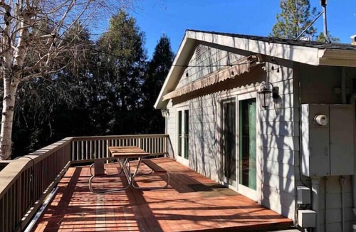 Midpines House | NEW - Spacious Midpines Home near Yosemite