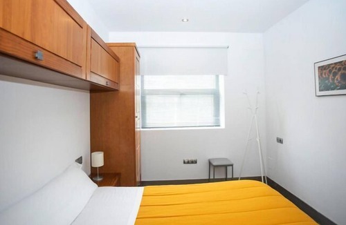 Olvera Apartment | Nice apartment in Olvera with terrace