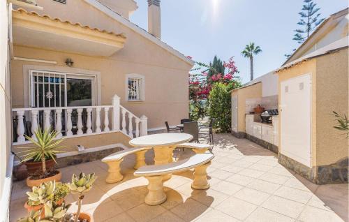 Rojales House | Nice Home In Ciudad Quesada-Rojales