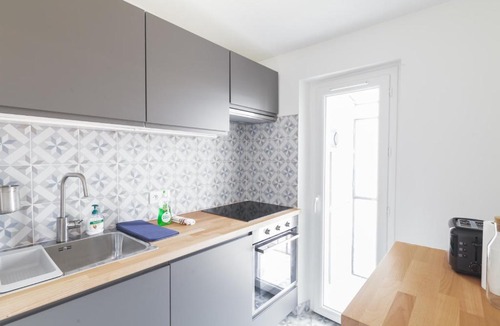 Lodi Apartment | Nice three piece for 4 MARSEILLES