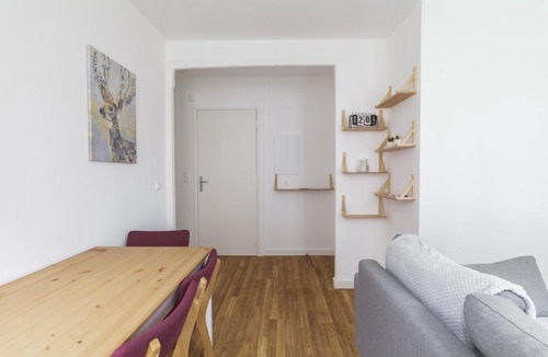 Lodi Apartment | Nice three piece for 4 MARSEILLES
