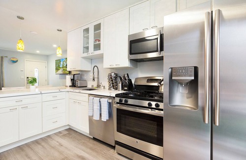 Capistrano Beach House | No Stairs! Walk 2 Ocean, FastWiFi, PoolTable, Magnolia Perch! STR14-0085
