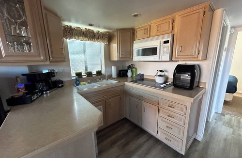 Smith River Cabin | Ocean Cabin 28 w/Jacuzzi with Private Beach (Private Beach Owned by White Rock Resort)