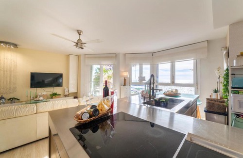 Almeria Apartment | Ocean Views, Paseo Marítimo