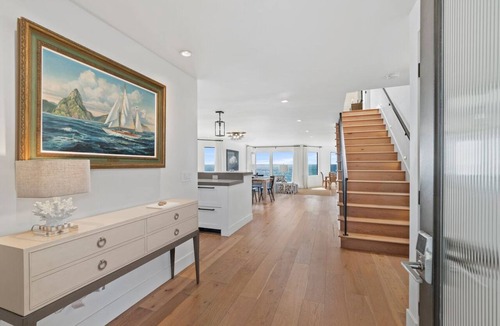 Solana Beach Apartment | Oceanfront 3BD Penthouse. Pool Spa Pickleball and a short walk to all!