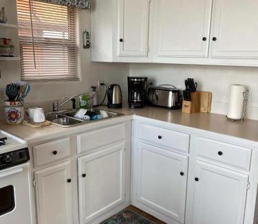 Smith River House | Oceanfront Cabin 4 with Jacuzzi & Stunning Views
