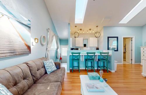 Fort Bragg House | Oceanfront Studio-Beachfront Bliss & Pet-Friendly