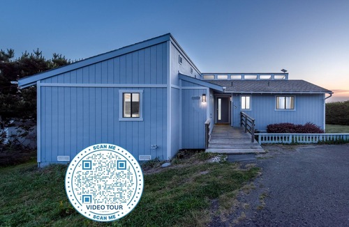 Manchester Cottage | Oceanfront/Stunning Views/Hot Tub/Contemporary