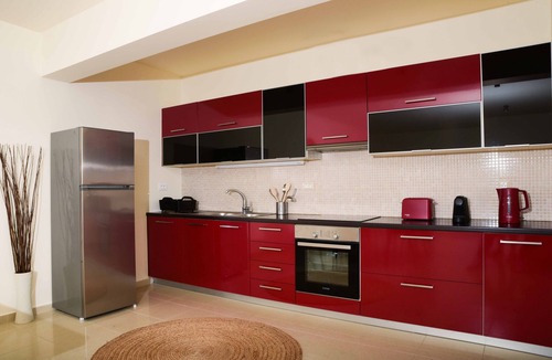 Agios Nikolaos Town Apartment | Oikies. Luxury Apartment with Sea View | private free parking area