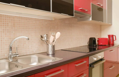 Agios Nikolaos Town Apartment | Oikies. Luxury Apartment with Sea View | private free parking area