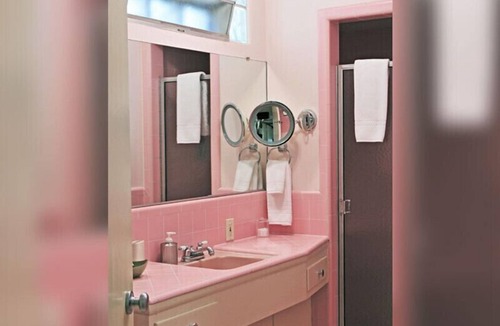 Historic Tennis Club Hotel | Orbit In - 21 and Over - A Town & Desert Boutique Hotel